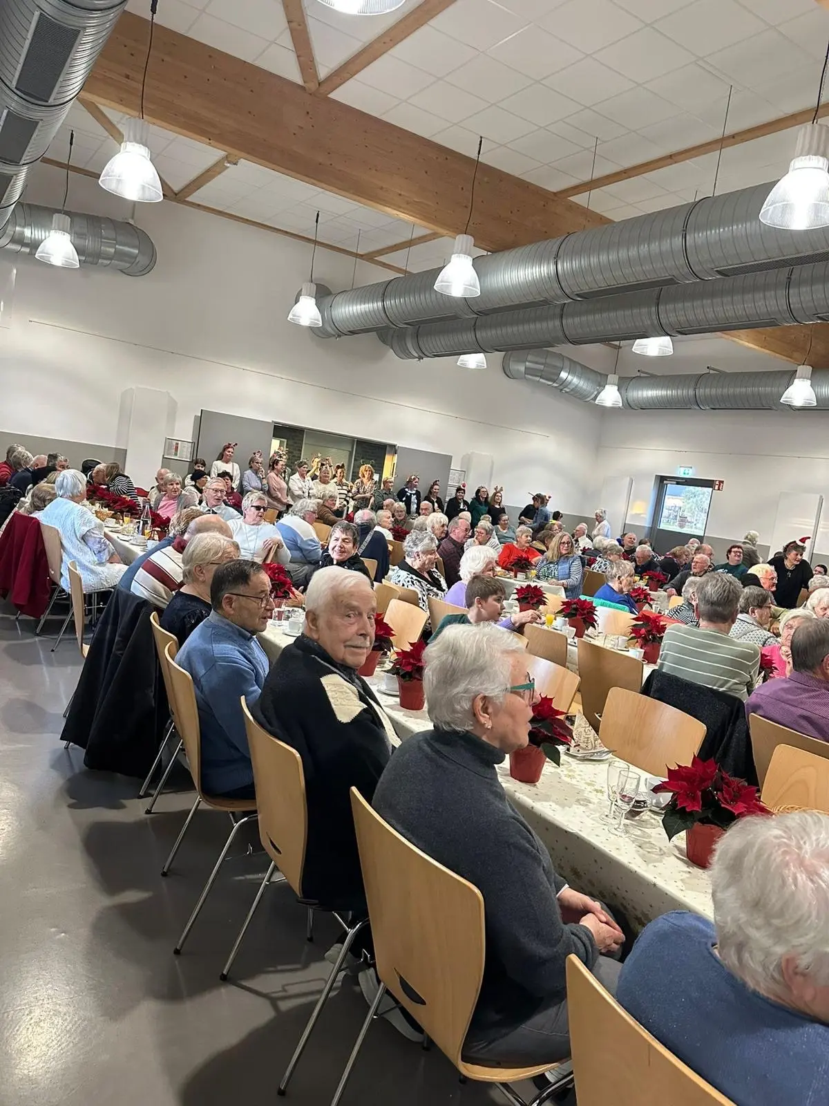 Unsere Patientenweihnachtsfeier 2025 Pflegeteam-Raphael